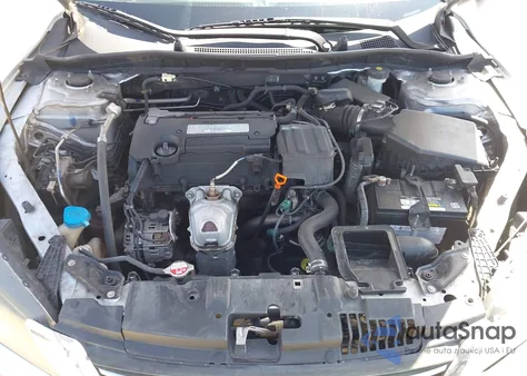 2015 Honda Accord Lx z USA, uszkodzony, nr VIN 1HGCR2F3XFA128184